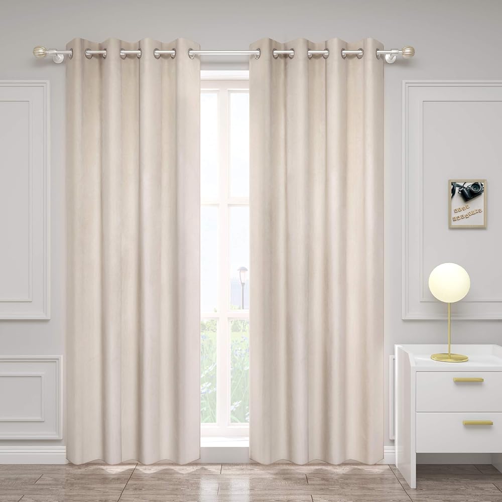WOLTU Lot de 2 Rideaux Draperies Thermique à Oeillets Rideau Opaque Occultant en Velours Décoration de Fenêtre pour Chambre Beige, 140x245 cm : Cuisine et Maison