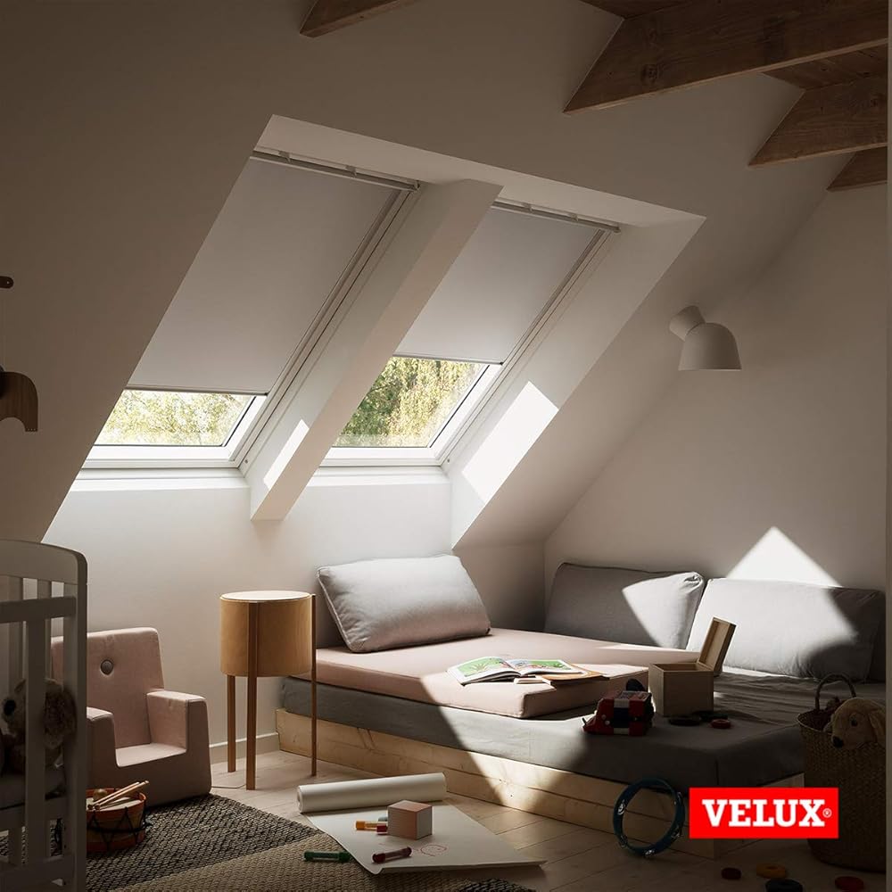 VELUX Original Store Occultant, Cadre Argenté, M04, M34, Beige Clair : Cuisine et Maison