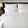 Amolavet Parure de lit 2 pièces en coton mako satiné pour hôtel 155 x 220 cm - Blanc - Avec fermeture éclair - Pour toute l'année : Cuisine et Maison