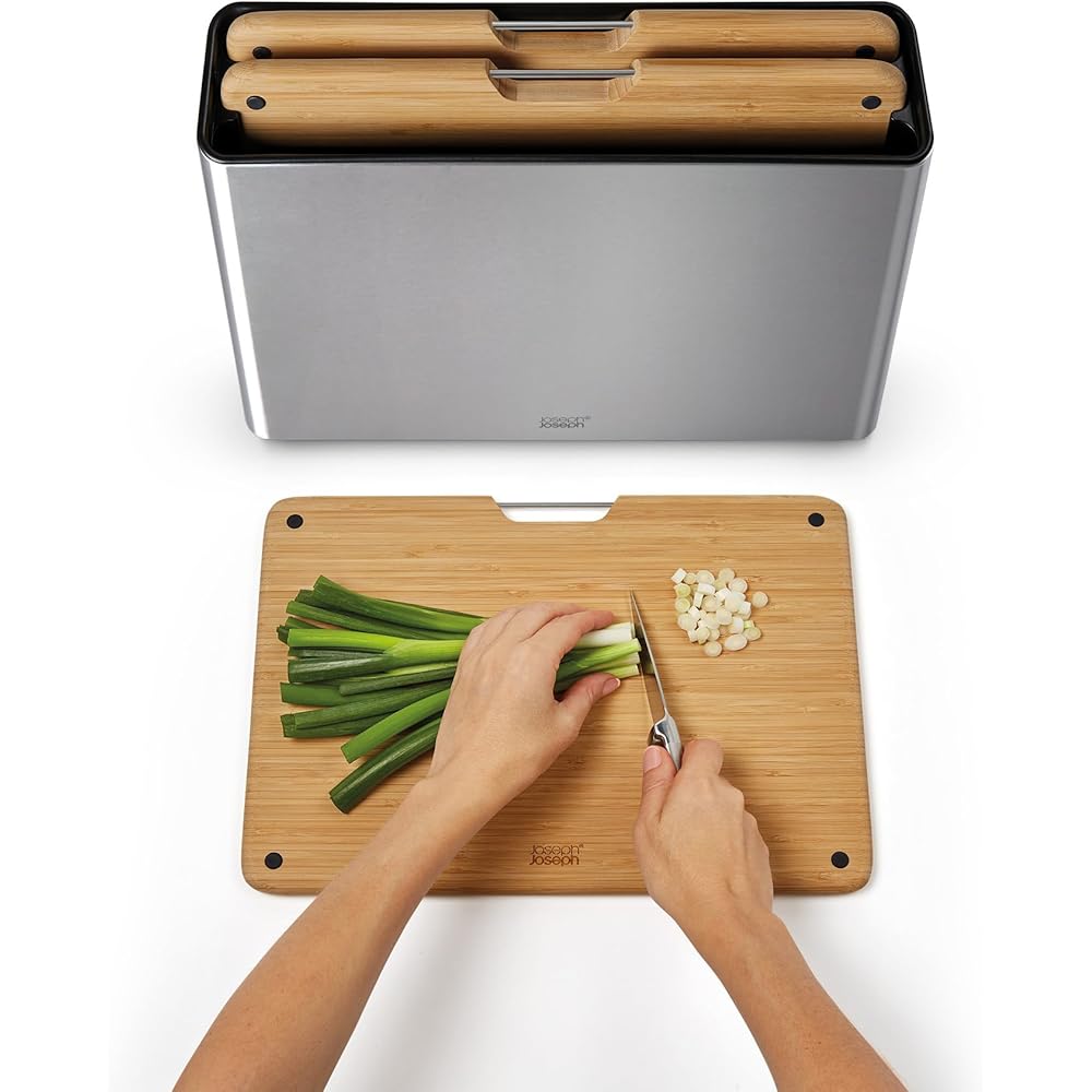 Joseph Joseph Folio Ensemble de 3 Planches à Découper de Cuisine en Bois, Antidérapantes, avec étui de rangement en Acier Inox, Grand : Cuisine et Maison