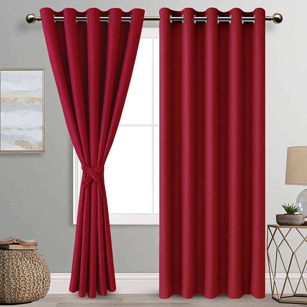 DWCN Rideaux Occultants Isolant Thermique Anti Froid, Rideaux à Oeillets pour Chambre Fille, Noël Rouge, 2 Pièces, 167x228 CM (Largeur x Hauteur), Rouge : Cuisine et Maison