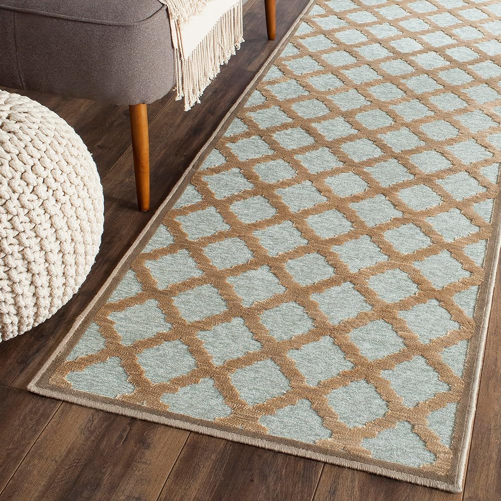 SAFAVIEH Tapis Traditionnel Pour Salon, Salle à manger, Chambre à coucher - Paradise Collection, Tapis à poil court, Mousse et Aqua, 66 X 244 cm : Cuisine et Maison