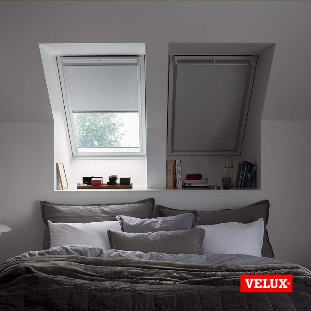 VELUX Original Store Occultant, Cadre Argenté, M04, M34, Beige Clair : Cuisine et Maison