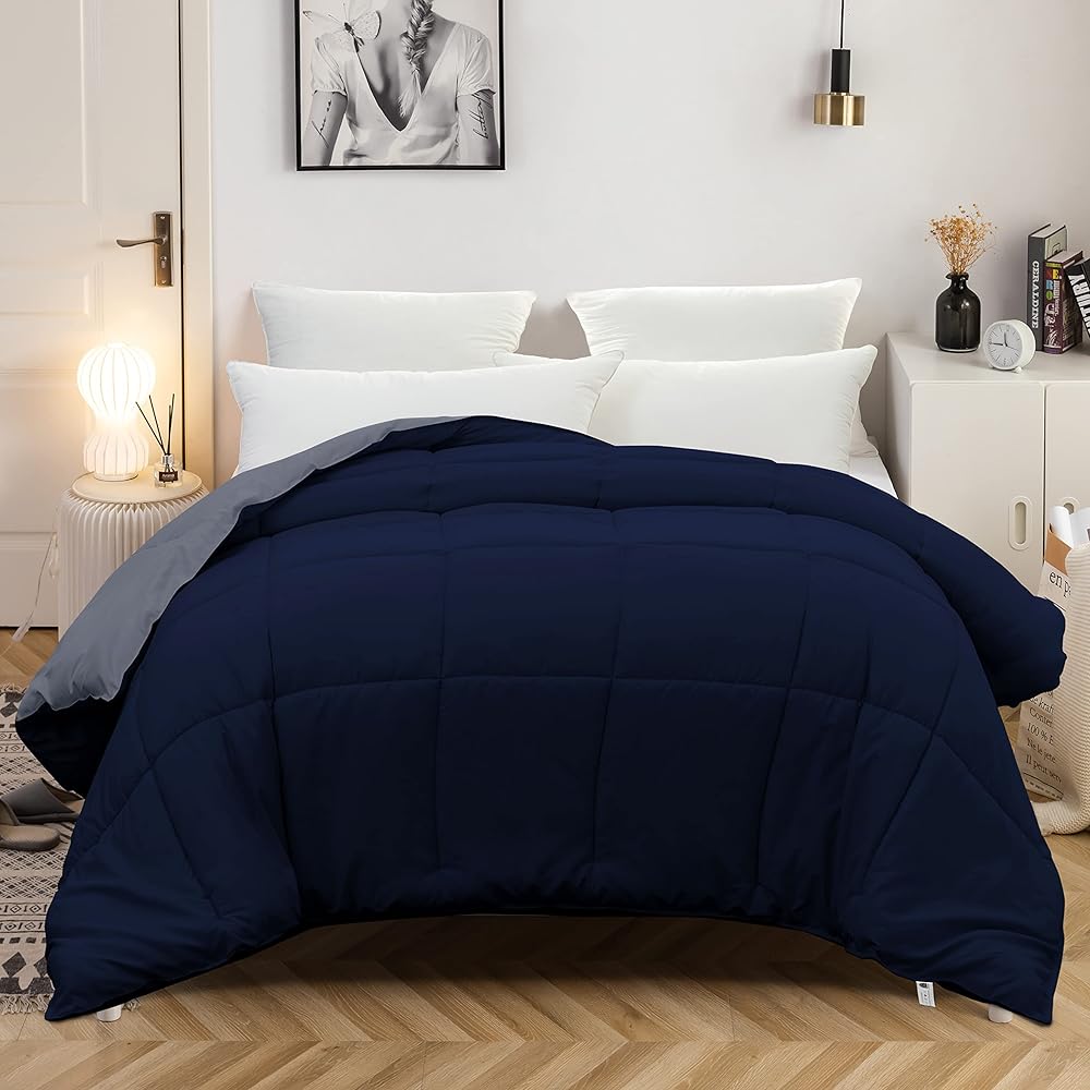 MOHAP Couette Bicolore 4 Saisons Couette d'été Légère 450g/m² 220x240cm Hypoallergénique Bicolore Bleu Foncé + Gris Foncé Couette de Lit Réversible 2 Personnes Edredon : Cuisine et Maison