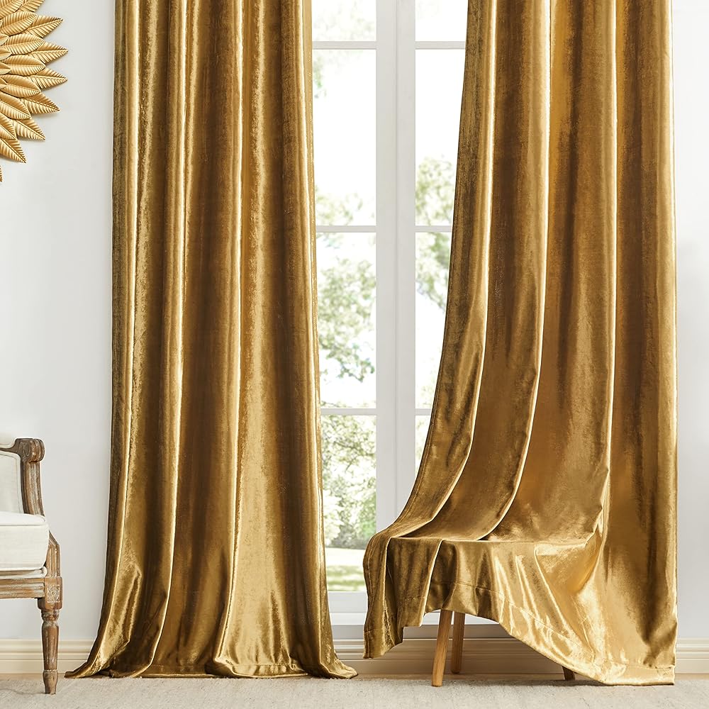 GIGIZAZA Rideaux en Velours d'Or 140 x 240 cm (Large X Longue) - Occultants Eyelet Spot pour Salon et Chambre à Coucher - Isolants 2 Pièces : Cuisine et Maison