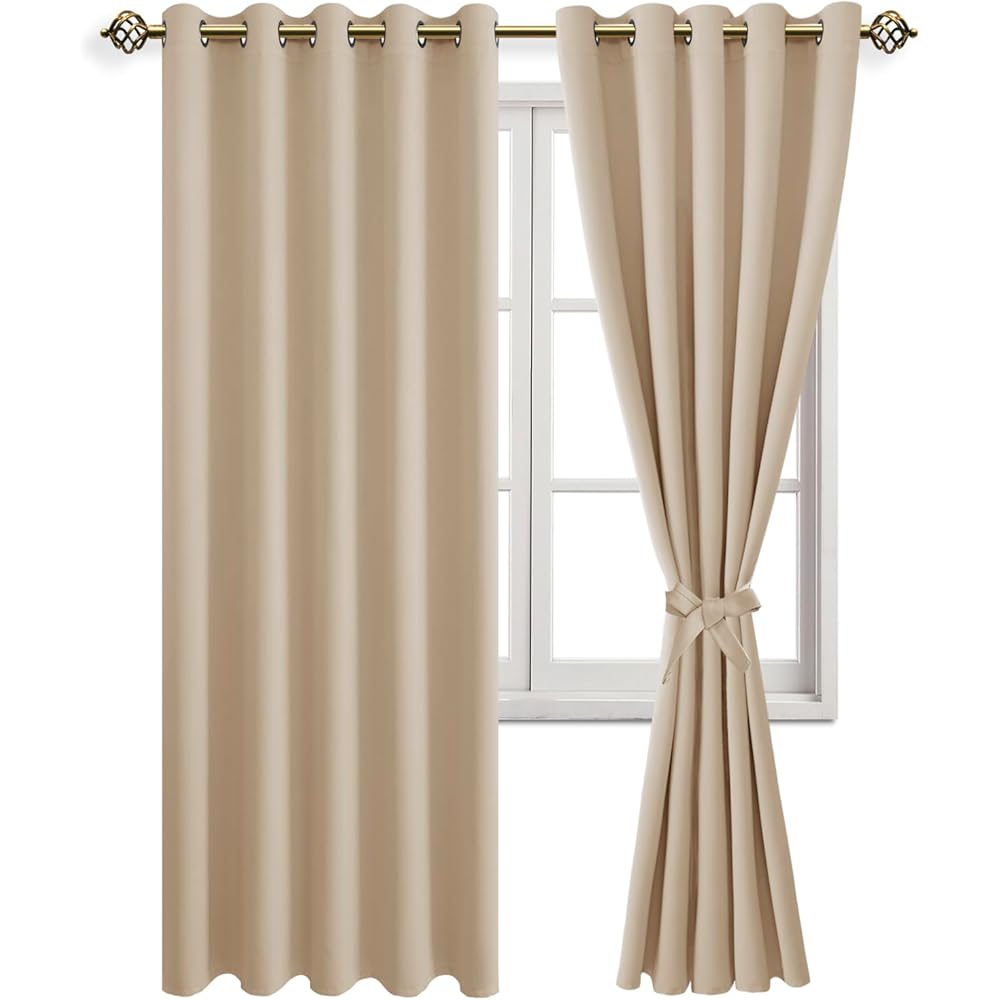 JIUZHEN Rideaux Occultants Rideau Thermique Isolant Anti Chaleur Lot de 2 Rideaux à Oeillets Isolation Lumiere Anti UV pour Chambre Maison Salon 167x228cm(LxH Beige : Cuisine et Maison