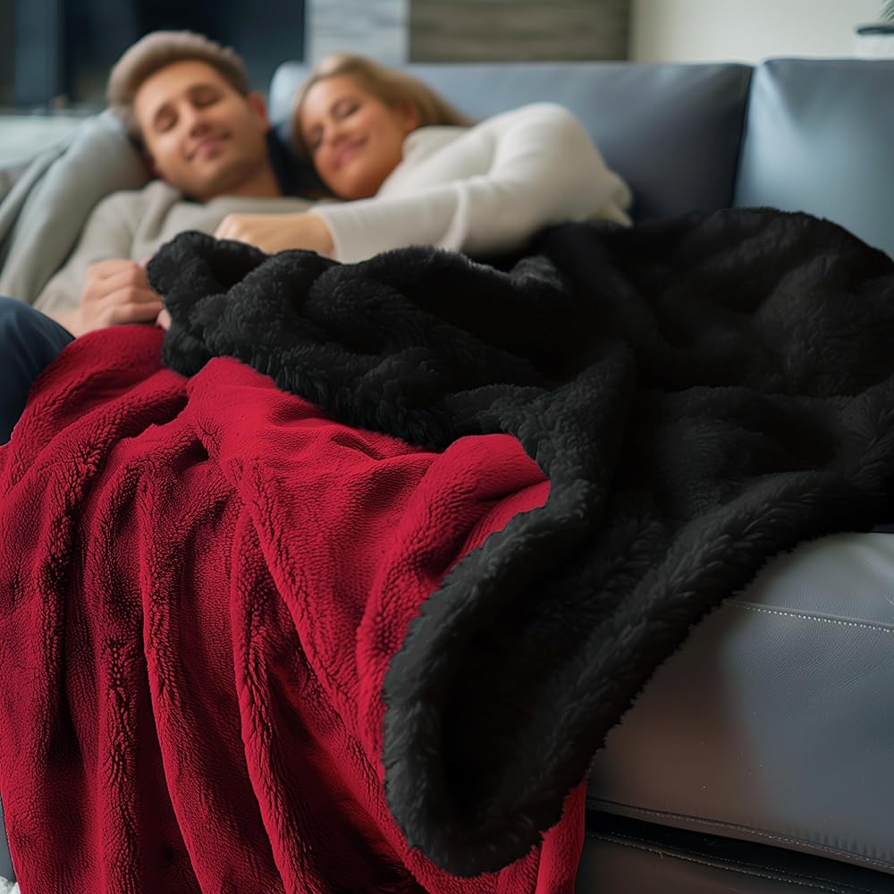 Bedding Aid Couverture imperméable avec polaire Sherpa – Double face, anti-taches et protection humide, parfaite pour l'intimité et les nuits d'amour (velours rouge/noir obsidienne, très grand lit, : Animalerie