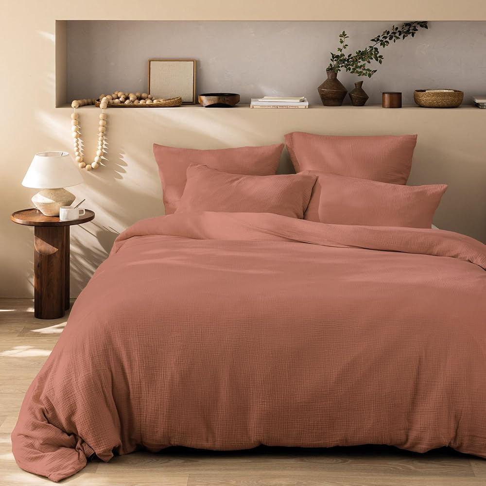 MATT &amp; ROSE Parure de lit Unie Double Gaze DE Coton 240x220cm | 100% Coton de qualité supérieure | Oeko-TEX | Housse de Couette 240x220cm + 2 Taies d'oreiller 65x65 cm | Terre Cuite : Cuisine et Maison