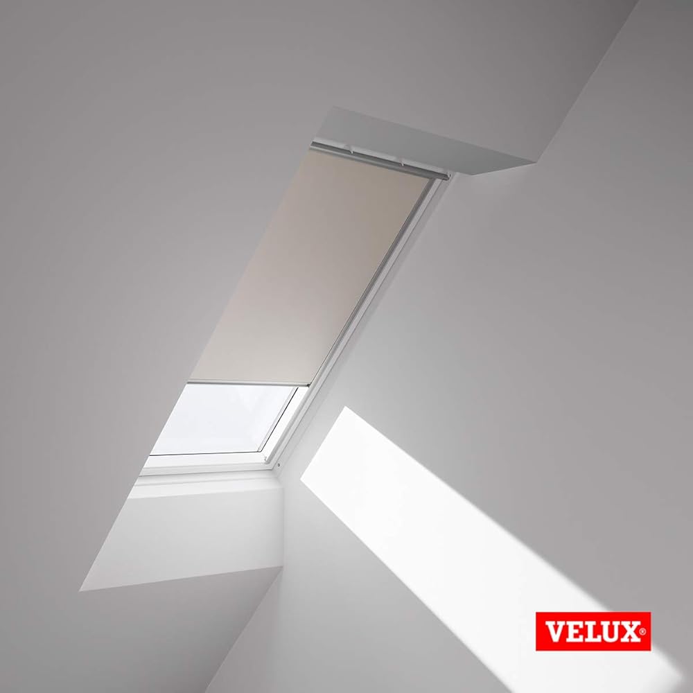 VELUX Original Store Occultant, Cadre Argenté, M04, M34, Beige Clair : Cuisine et Maison